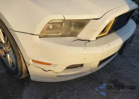 2014 Ford Mustang V6 from USA, damaged, VIN 1ZVBP8EM8E5213381
